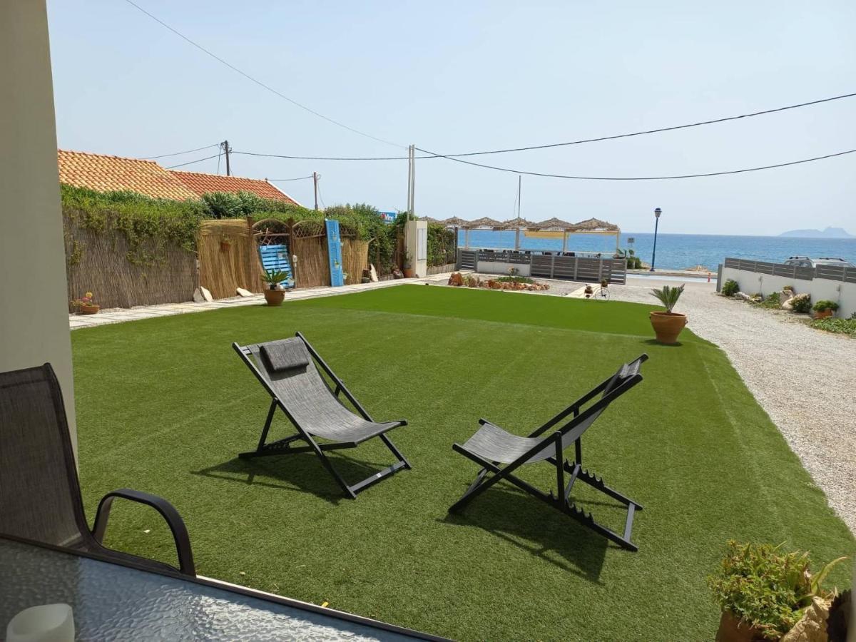 Coral Sea Apartment コキノス・ピルゴス エクステリア 写真